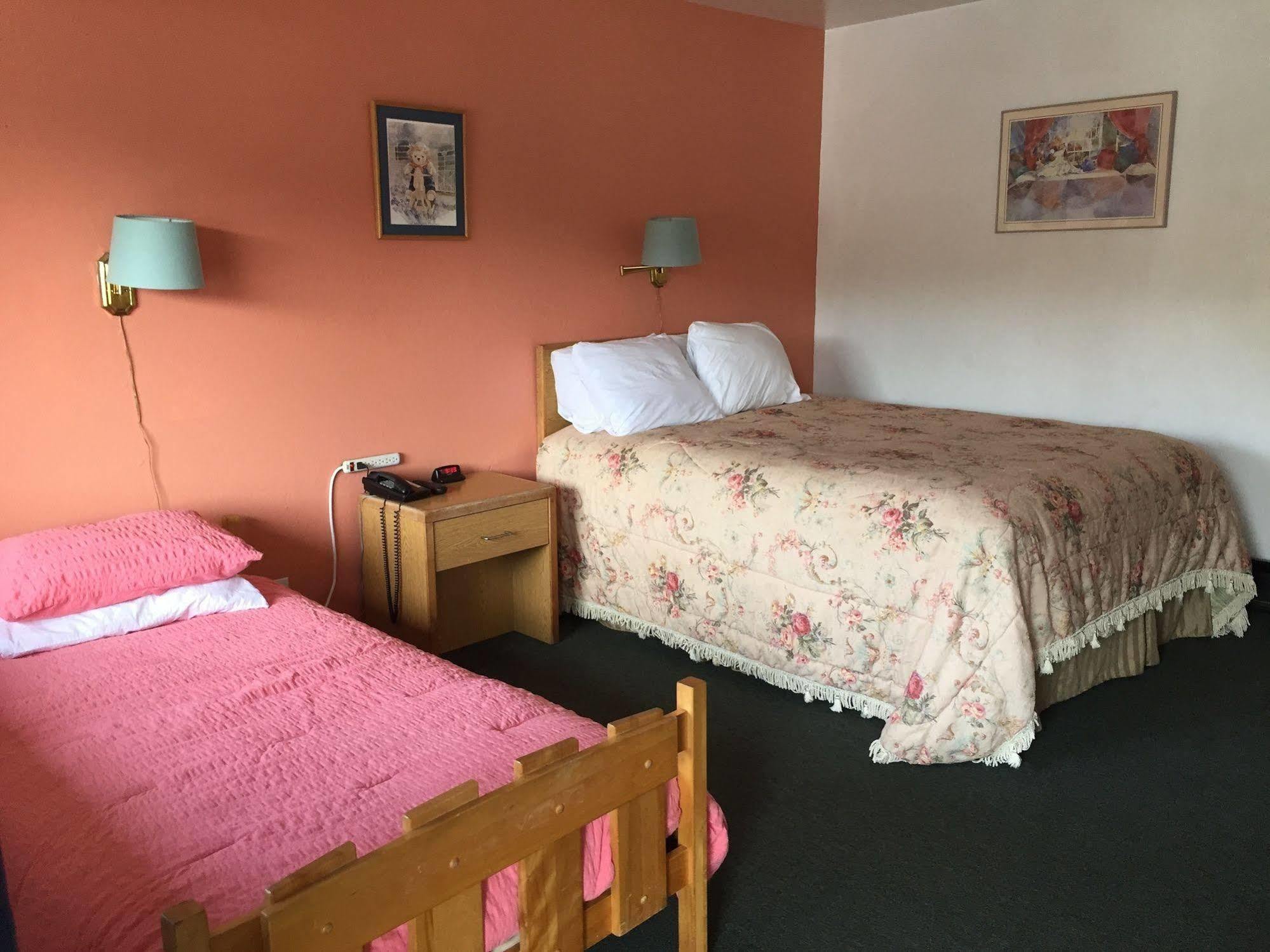 Holiday Lodge Grass Valley Esterno foto
