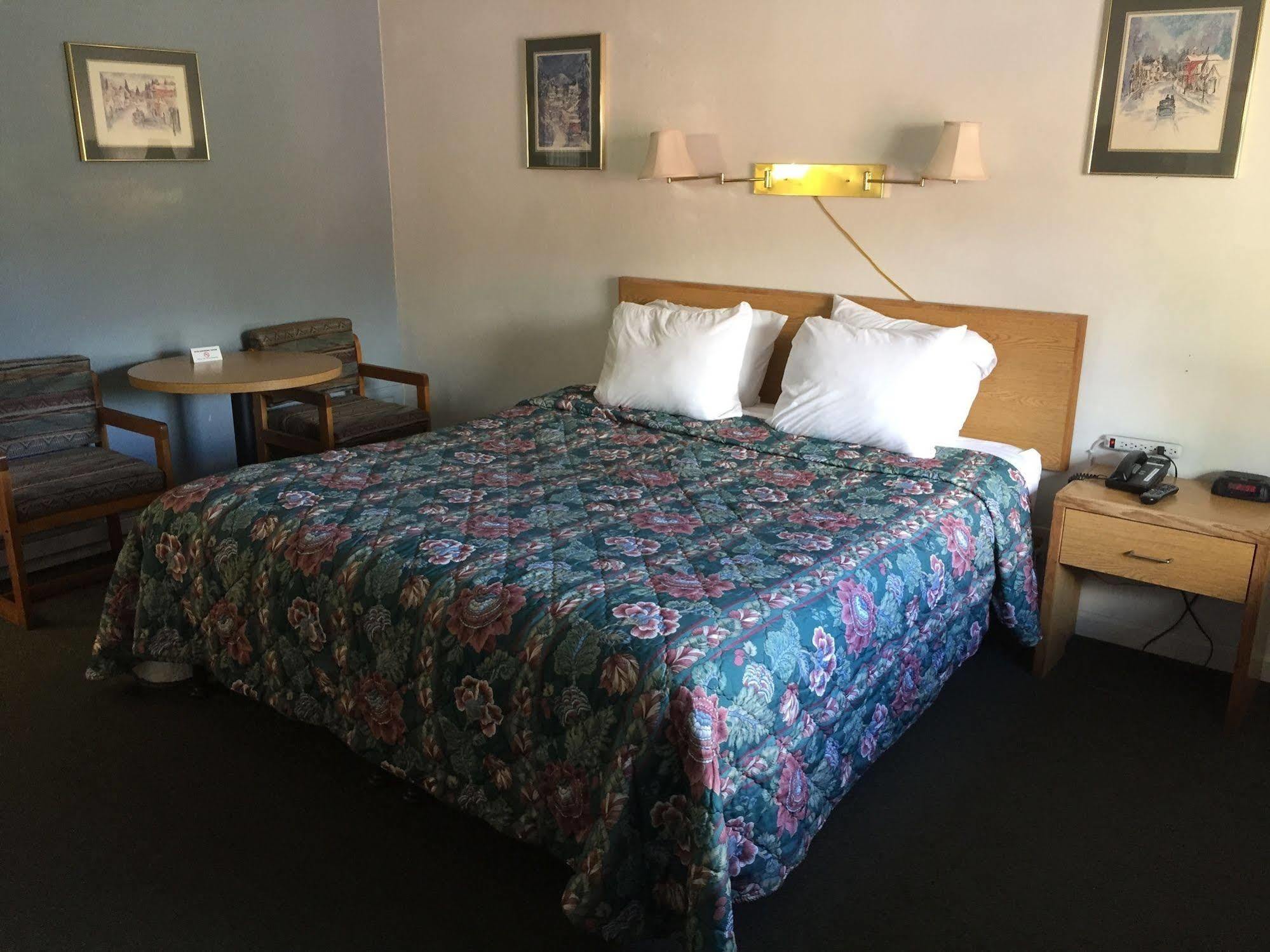 Holiday Lodge Grass Valley Esterno foto
