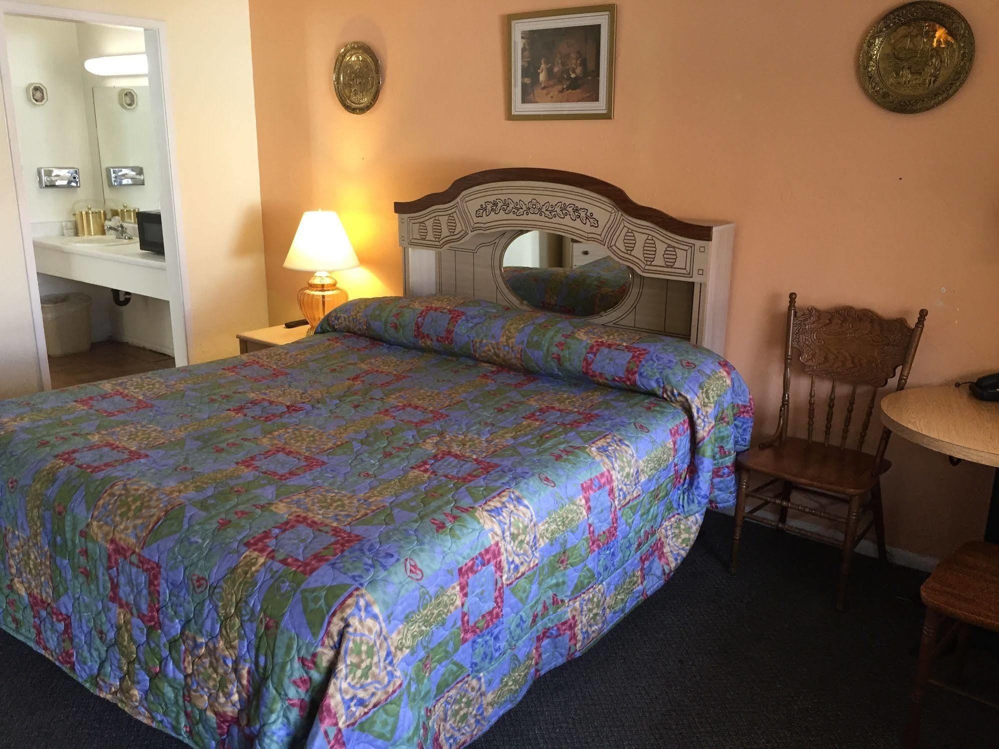 Holiday Lodge Grass Valley Esterno foto
