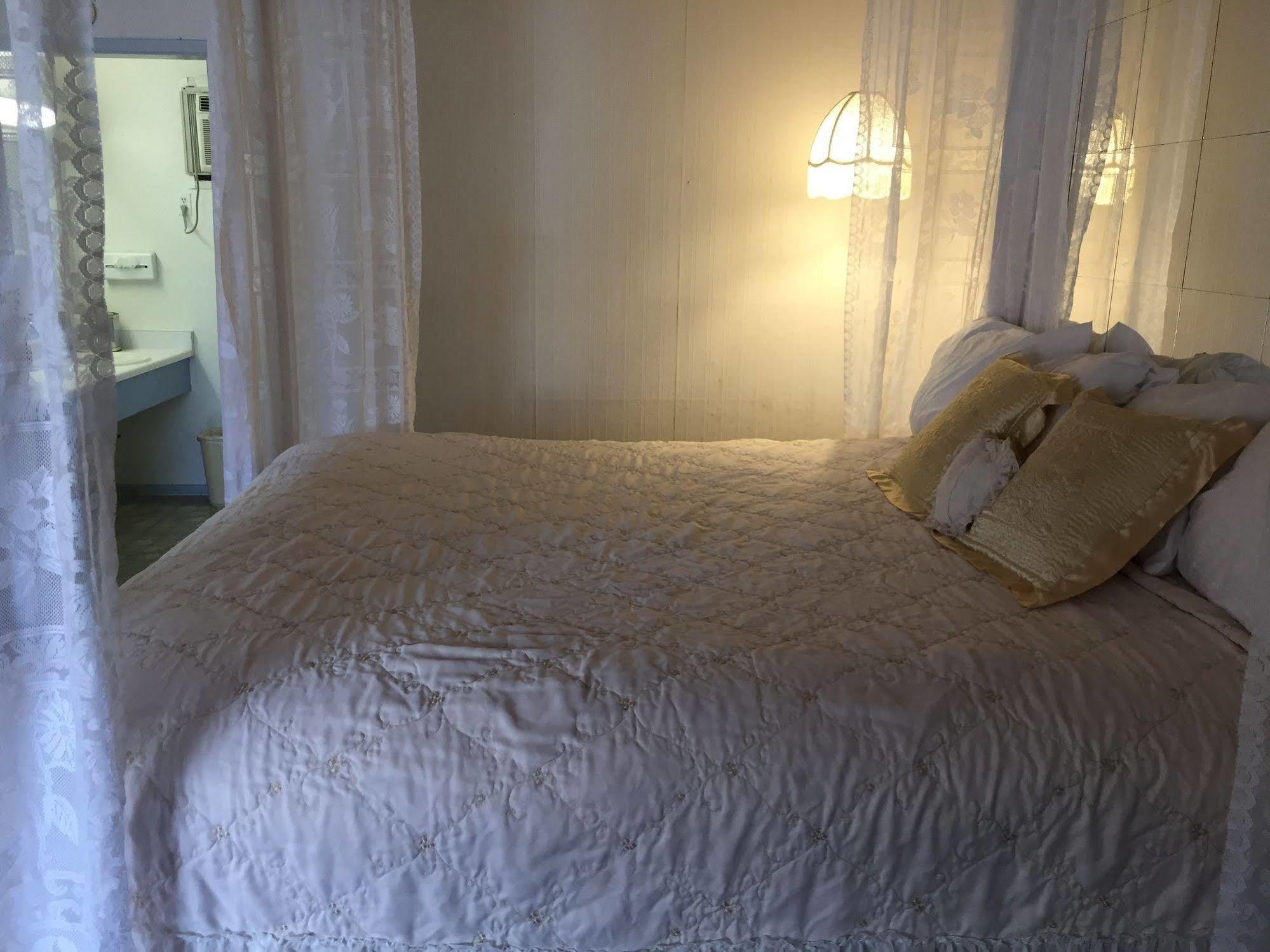 Holiday Lodge Grass Valley Esterno foto